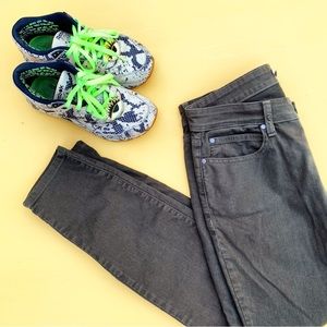 EILEEN FISHER skinny jeans cotton straight leg jean size 4 ankle pants